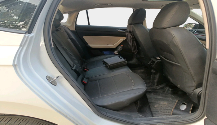 2023 Volkswagen TAIGUN  GT PLUS 1.5 TSI MT, Petrol, Manual, 23,804 km, interior