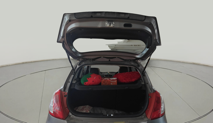 2015 Maruti Swift VXI, Petrol, Manual, 32,752 km, exterior