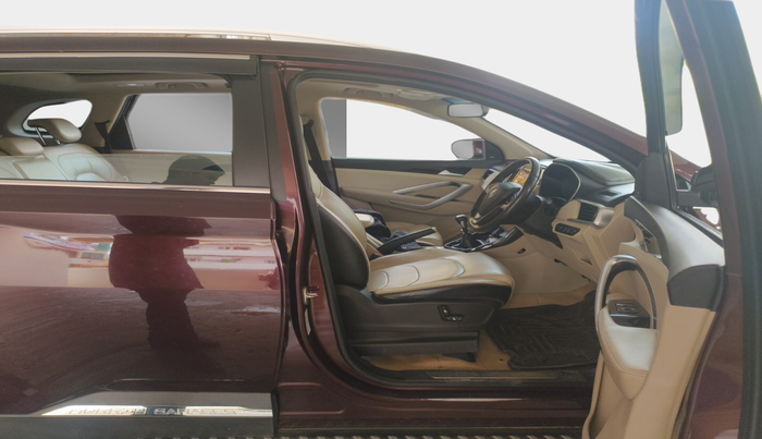 2021 MG HECTOR SHARP 2.0 DIESEL, Diesel, Manual, 17,60,000 km, interior