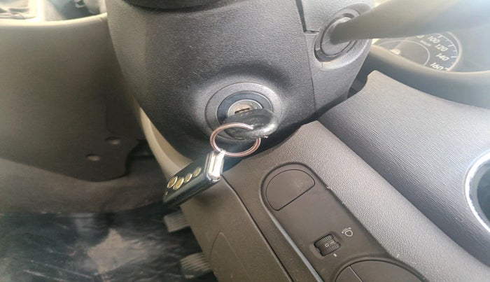 2010 Hyundai i10 MAGNA 1.1, Petrol, Manual, 84,796 km, interior