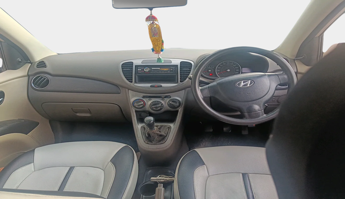 2010 Hyundai i10 MAGNA 1.1, Petrol, Manual, 84,796 km, interior