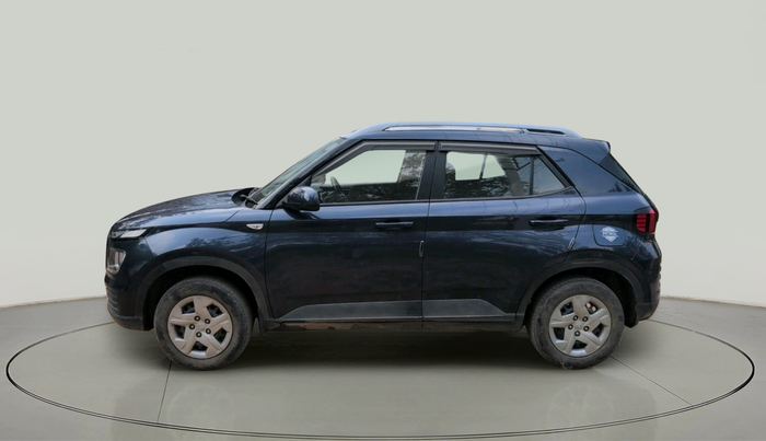 2022 Hyundai VENUE S 1.2, Petrol, Manual, 67,445 km, exterior