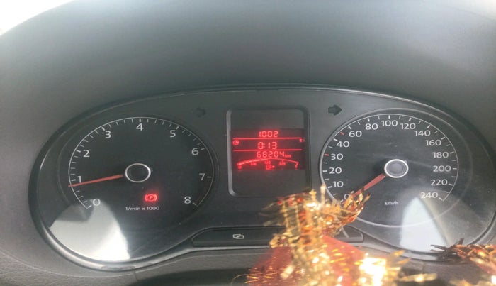 2014 Volkswagen Vento HIGHLINE 1.6 MPI, Petrol, Manual, 68,204 km, interior