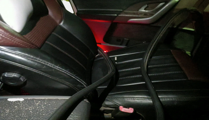 2013 Mahindra XUV500 W8, Diesel, Manual, 1,42,655 km, interior
