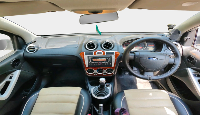 2012 Ford Figo TITANIUM 1.2 PETROL, Petrol, Manual, 1,05,091 km, interior