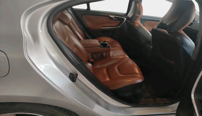 2012 Volvo S60 KINETIC D3, Diesel, Automatic, 1,04,536 km, interior