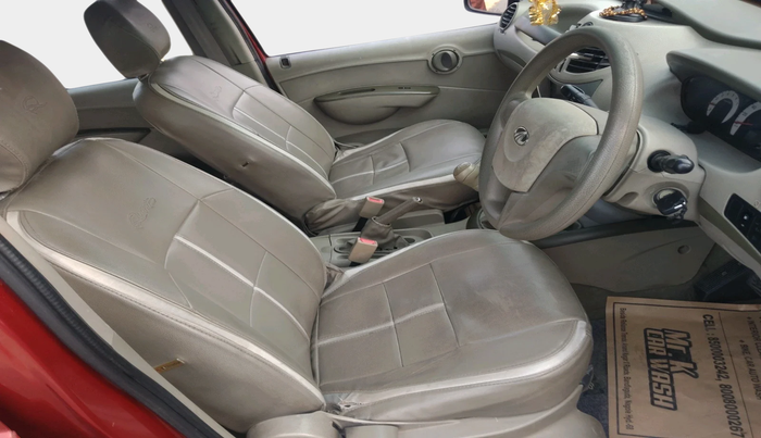 2013 Mahindra Quanto C4, Diesel, Manual, 84,364 km, interior