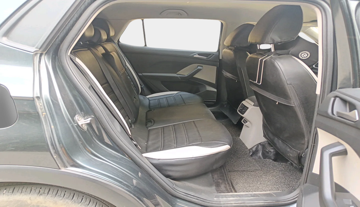 2022 Volkswagen TAIGUN HIGHLINE 1.0 TSI MT, Petrol, Manual, 53,239 km, interior