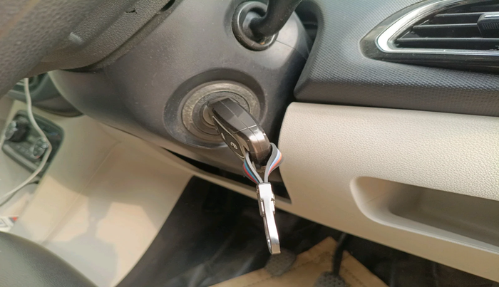 2022 Tata Tiago XZ PLUS PETROL, Petrol, Manual, 73,375 km, interior