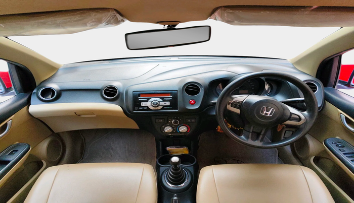 2014 Honda Brio VX MT, Petrol, Manual, 5,91,514 km, interior