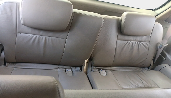 2014 Toyota Fortuner 3.0 4X2 MT, Diesel, Manual, 1,92,208 km, interior