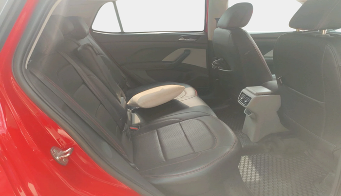 2021 Skoda KUSHAQ AMBITION 1.0L TSI MT, Petrol, Manual, 71,955 km, interior