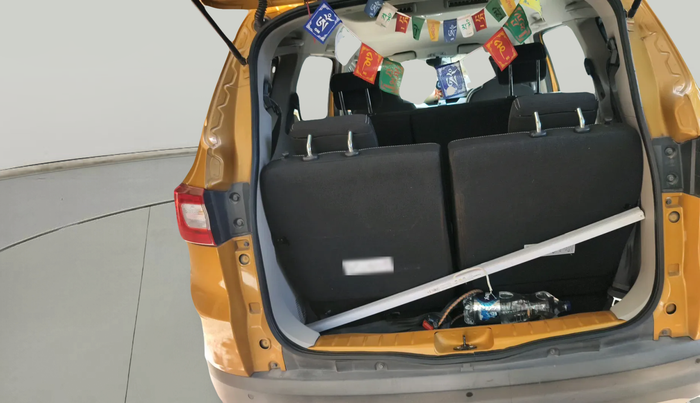 2020 Renault TRIBER RXZ AMT, Petrol, Automatic, 40,069 km, exterior