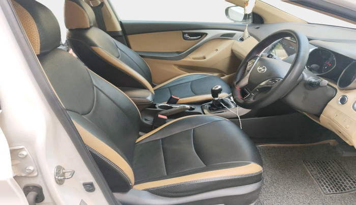 2014 Hyundai New Elantra 1.6 SX MT DIESEL, Diesel, Manual, 1,73,837 km, interior