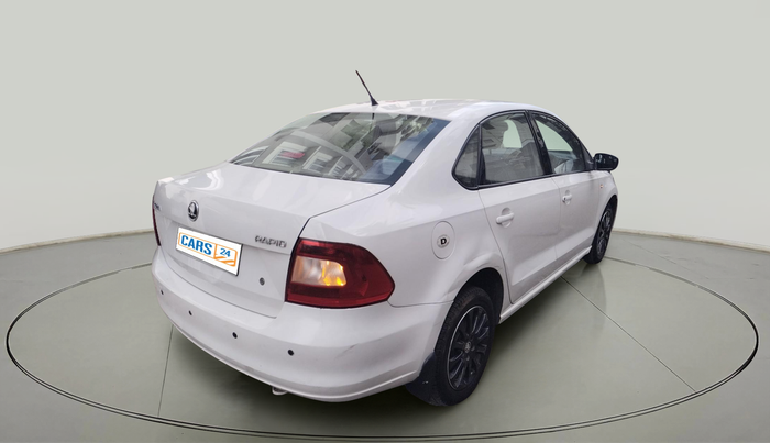 2015 Skoda Rapid 1.5 TDI CR ELEGANCE PLUS AT, Diesel, Automatic, 1,39,005 km, exterior