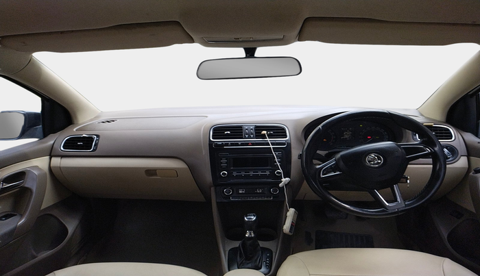 2015 Skoda Rapid 1.5 TDI CR ELEGANCE PLUS AT, Diesel, Automatic, 1,39,005 km, interior