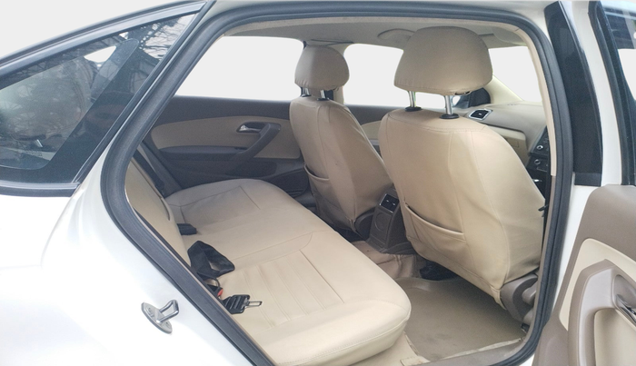 2015 Skoda Rapid 1.5 TDI CR ELEGANCE PLUS AT, Diesel, Automatic, 1,39,005 km, interior