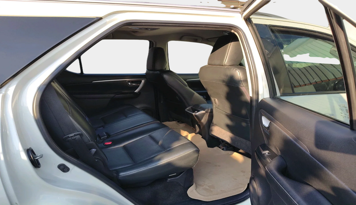 2021 Toyota Fortuner 2.8 4X4 AT, Diesel, Automatic, 50,582 km, interior