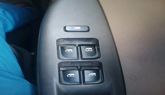 2012 Hyundai i20 MAGNA 1.2, Petrol, Manual, 87,683 km, interior