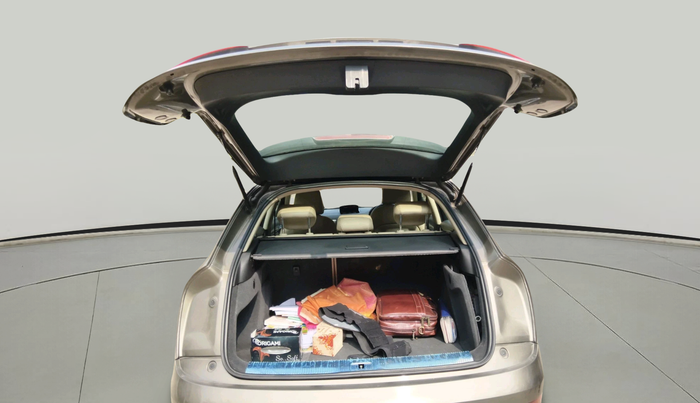 2015 Audi Q3 35 TDI Quattro, Diesel, Automatic, 1,65,353 km, exterior