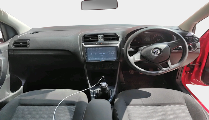 2018 Volkswagen Polo COMFORTLINE 1.0L MPI, Petrol, Manual, 96,527 km, interior