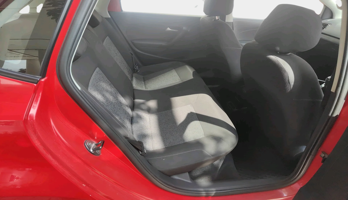 2018 Volkswagen Polo COMFORTLINE 1.0L MPI, Petrol, Manual, 96,527 km, interior