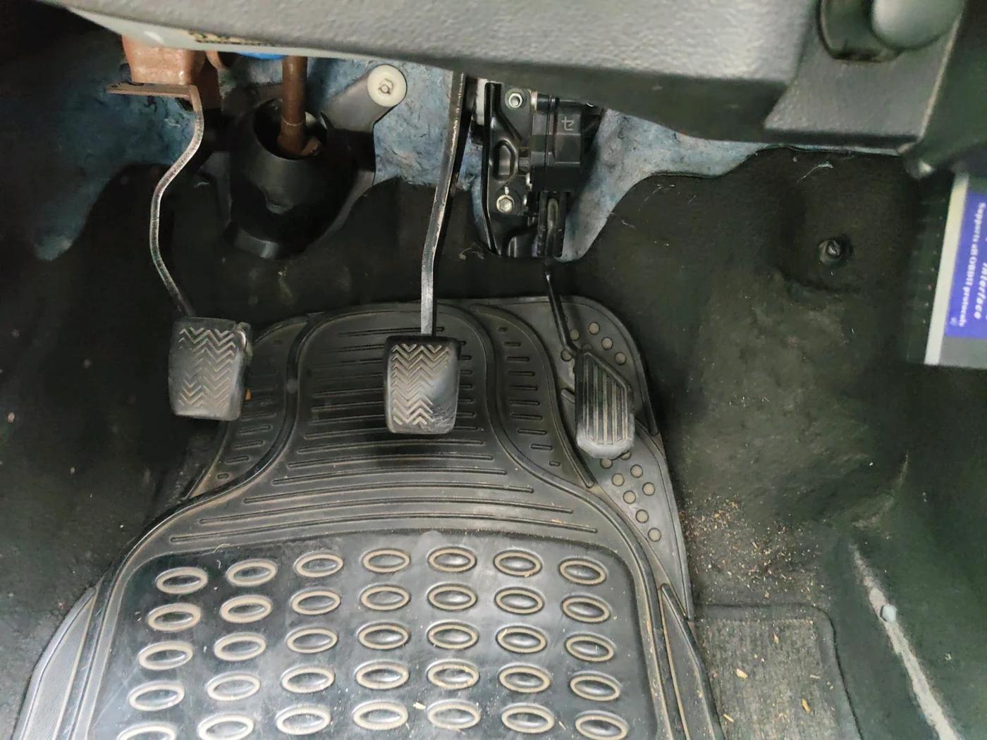 2011 Toyota Etios Liva V, Petrol, Manual, 99,729 km, interior