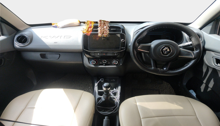 2022 Renault Kwid RXT 1.0 (O), Petrol, Manual, 30,118 km, interior