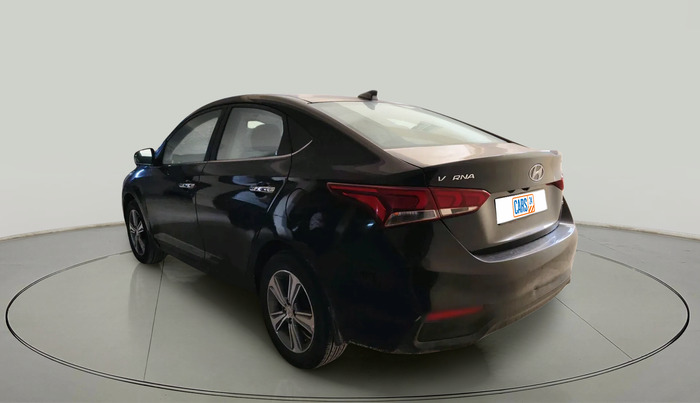 2018 Hyundai Verna 1.6 SX (O) CRDI MT, Diesel, Manual, 1,00,023 km, exterior