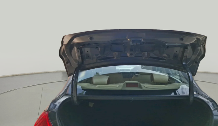 2014 Maruti Swift Dzire VDI, Diesel, Manual, 1,47,357 km, exterior