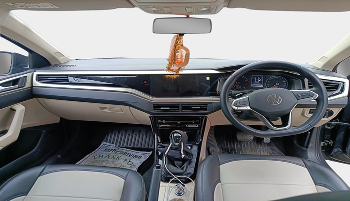 2024 Volkswagen VIRTUS HIGHLINE TSI 1.0 AT, Petrol, Automatic, 10,408 km, interior