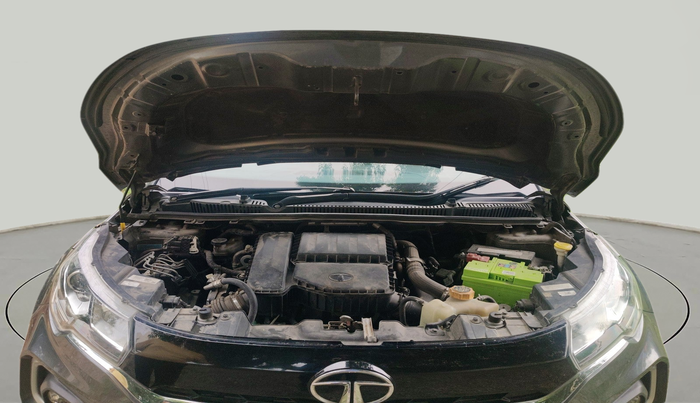 2020 Tata NEXON XZA PLUS (O) DIESEL DUAL TONE, Diesel, Automatic, 57,652 km, exterior