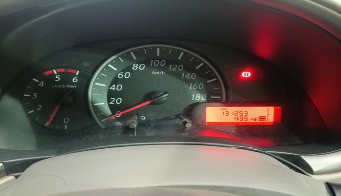 2013 Nissan Micra XV PREMIUM DIESEL, Diesel, Manual, 1,31,253 km, interior