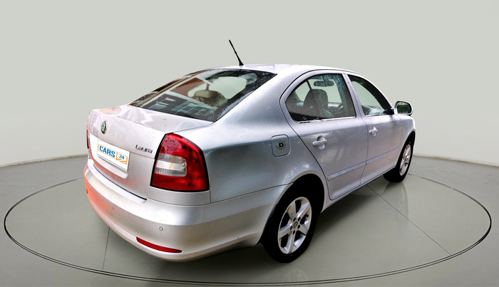 2012 Skoda Laura ELEGANCE 2.0 TDI CR MT, Diesel, Manual, 1,06,014 km, exterior
