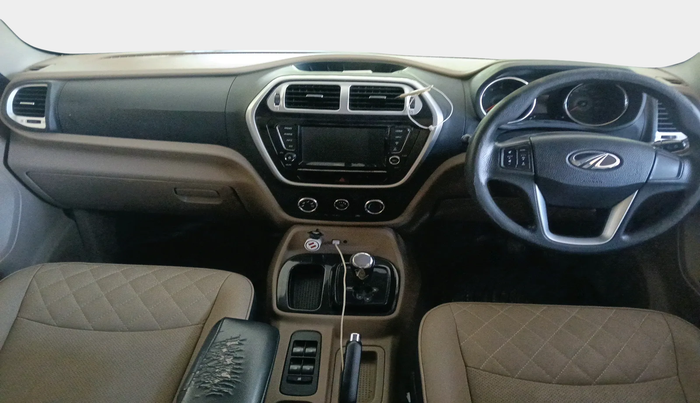 2018 Mahindra TUV300 T10 AMT, Diesel, Automatic, 1,30,754 km, interior