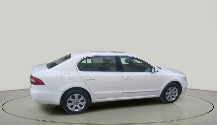 2013 Skoda Superb ELEGANCE 2.0 TDI CR AT, Diesel, Automatic, 2,30,390 km, exterior