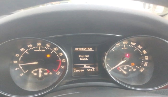 2013 Skoda Superb ELEGANCE 2.0 TDI CR AT, Diesel, Automatic, 2,30,390 km, interior