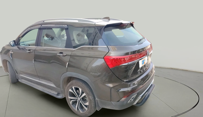 2023 MG HECTOR PLUS SHARP PRO 1.5 TURBO MT 6 STR, Petrol, Manual, 17,699 km, exterior