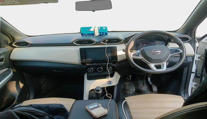 2022 Nissan MAGNITE XV MT, Petrol, Manual, 25,001 km, interior