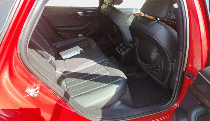 2017 Audi A4 35 TDI Technology, Diesel, Automatic, 2,37,061 km, interior