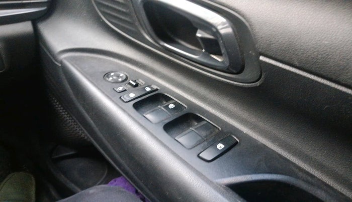 2021 Hyundai NEW I20 SPORTZ 1.2 AT, Petrol, Automatic, 54,825 km, interior