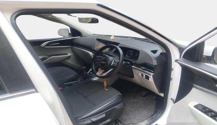 2022 KIA CARENS PRESTIGE PLUS 1.5 DIESEL 7 STR, Diesel, Manual, 46,000 km, interior