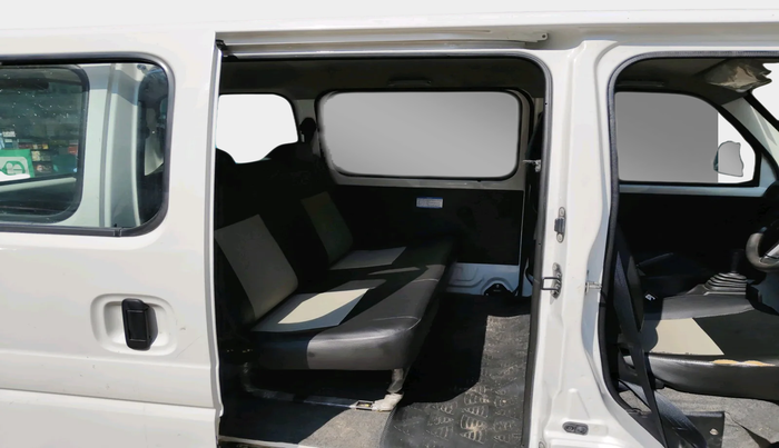 2023 Maruti Eeco 5 STR AC, Petrol, Manual, 22,005 km, interior