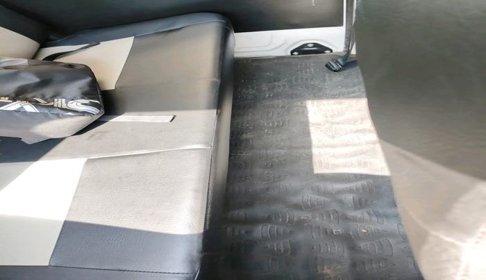 2023 Maruti Eeco 5 STR AC, Petrol, Manual, 22,005 km, interior