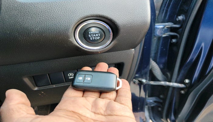 2021 Maruti Swift ZXI, Petrol, Manual, 88,651 km, interior