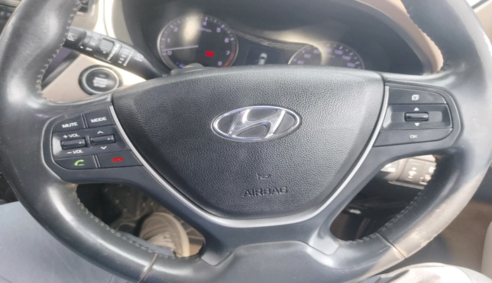 2017 Hyundai Elite i20 ASTA 1.2 (O), CNG, Manual, 1,08,165 km, interior