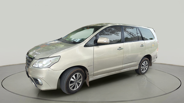 ナオナオ Used 2014 Toyota Innova 2.5 ZX 7 STR | Verified Sellers - CARS24