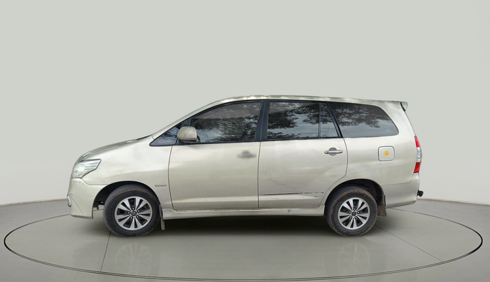 2014 Toyota Innova 2.5 ZX 7 STR, Diesel, Manual, 74,618 km, exterior