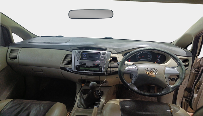 2014 Toyota Innova 2.5 ZX 7 STR, Diesel, Manual, 74,618 km, interior