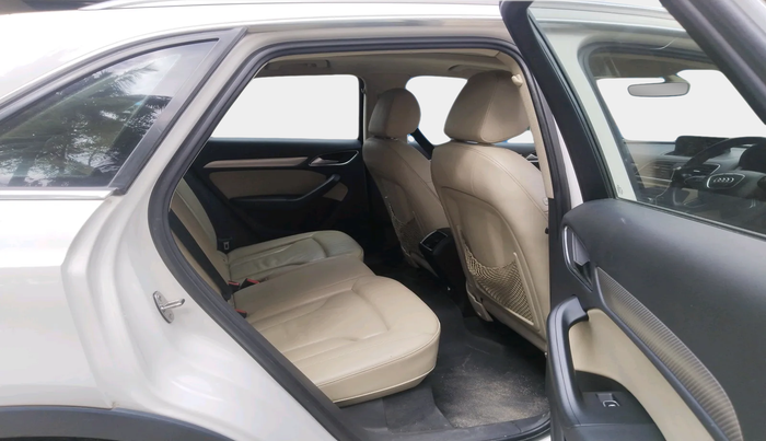 2015 Audi Q3 35 TDI Quattro, Diesel, Automatic, 1,47,648 km, interior